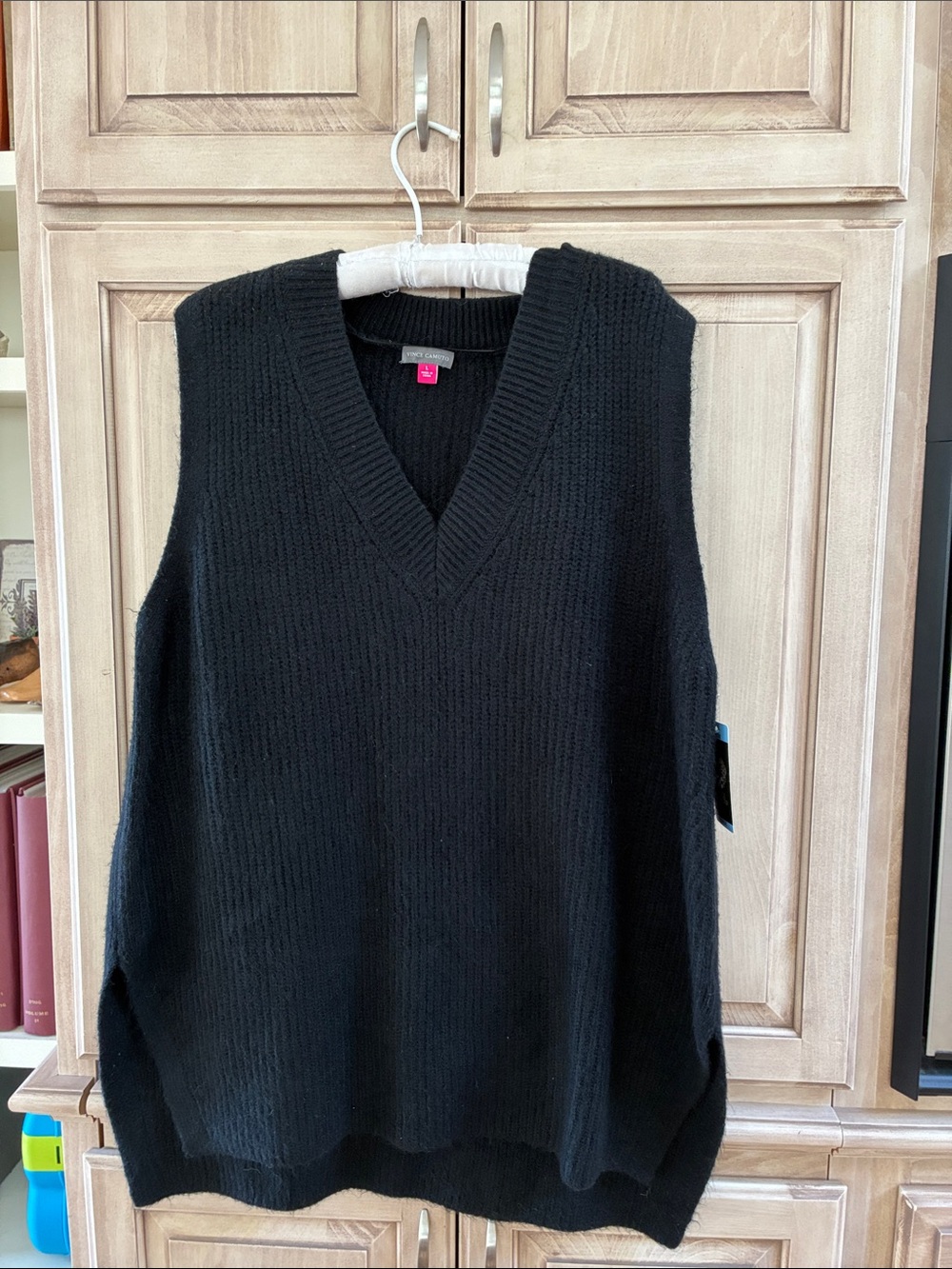 Black V-Neck Knit Sweater Vest - Vince Camuto sz L